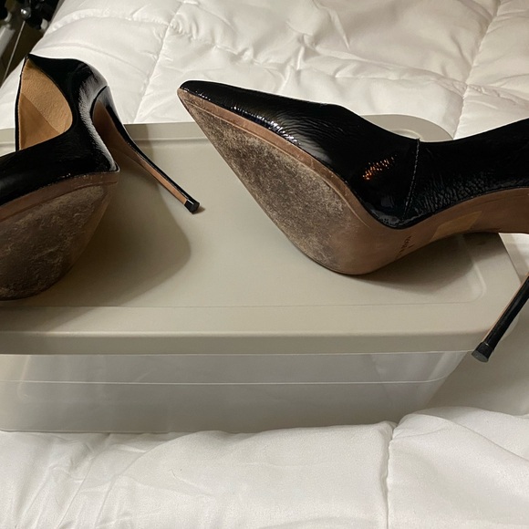 BcBgmaxazria stiletto heels - Picture 10 of 10